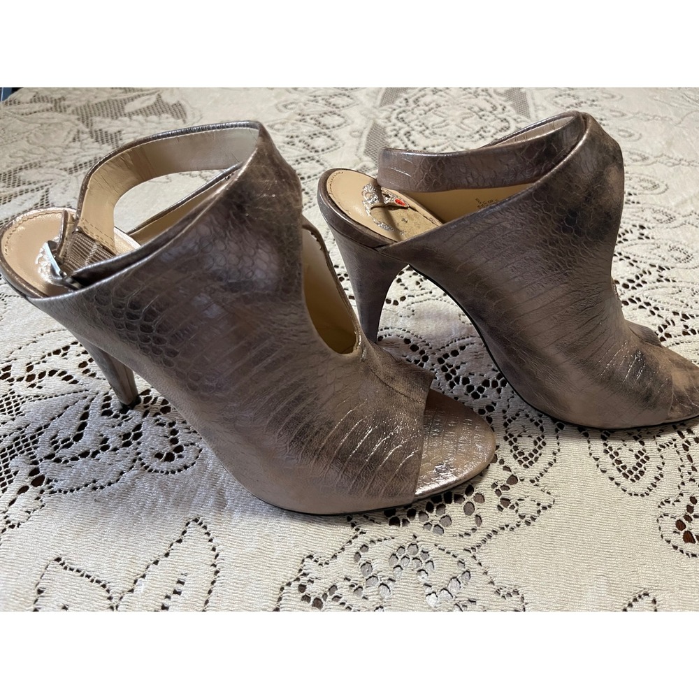 Vince Camuto Metallic Bronze Peep Toe Slingback Booties Lizard Embossed Heels 8M